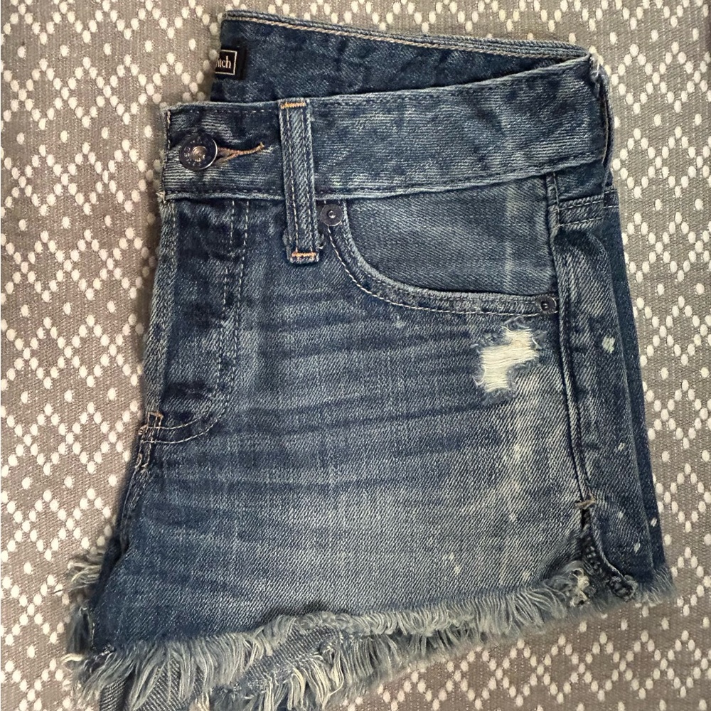 ABERCROMBIE & FITCH - W 24 L 3 Shorts - Picture 7 of 10
